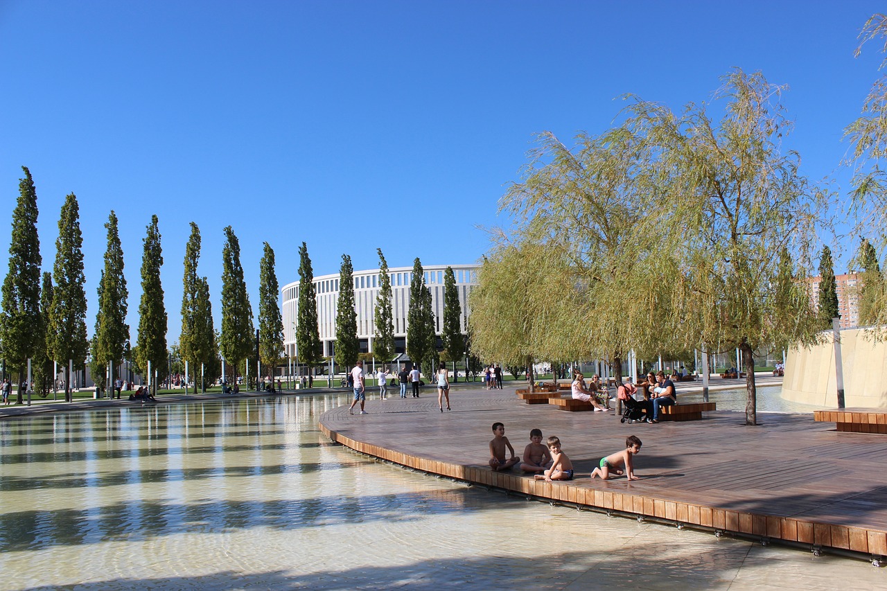 凭借多年征 凭借多年征